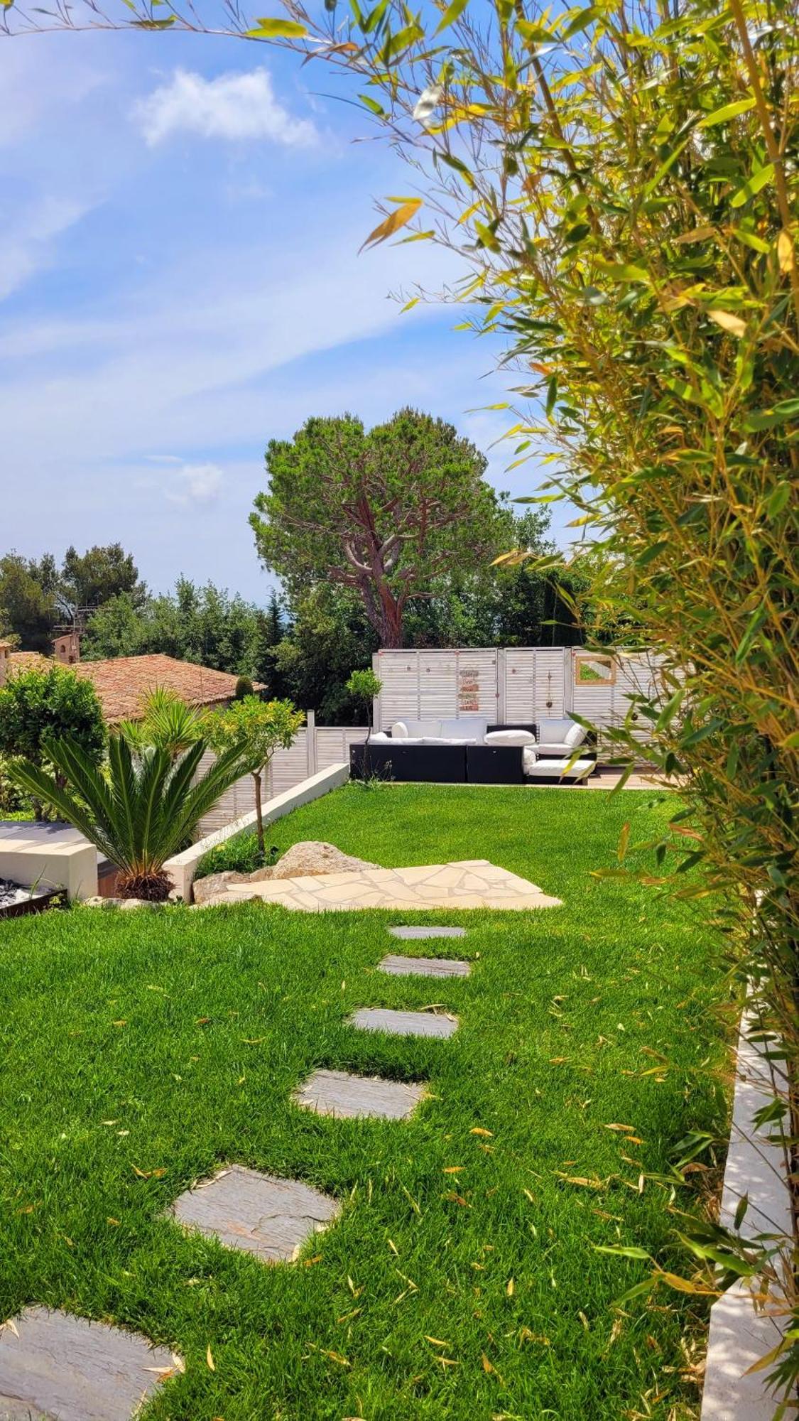 Studio Climatise, Vue Imprenable-Wifi Vence Εξωτερικό φωτογραφία